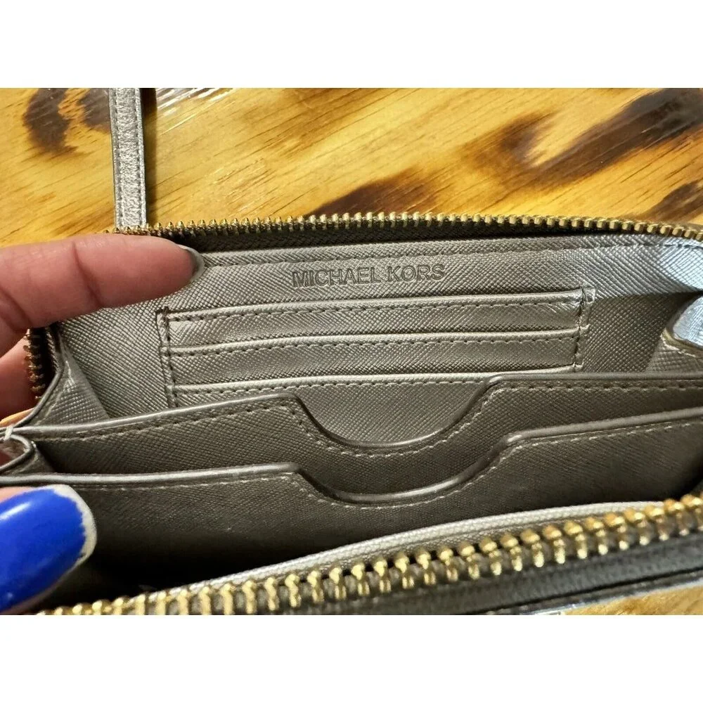 Michael Kors Women's Wallet‎ Gray Zip Around City Designer Preppy Classic Modern